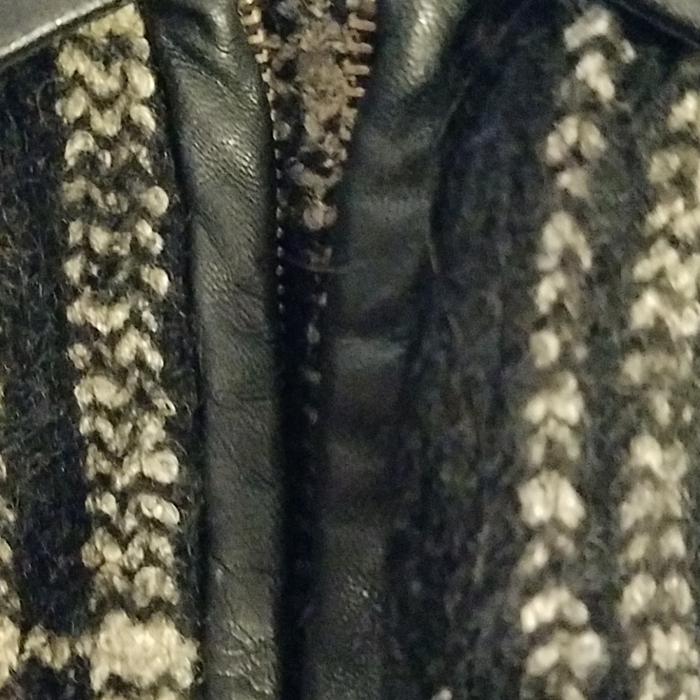 Rochelle khaki and black plaid jacket - Picture 8 of 8